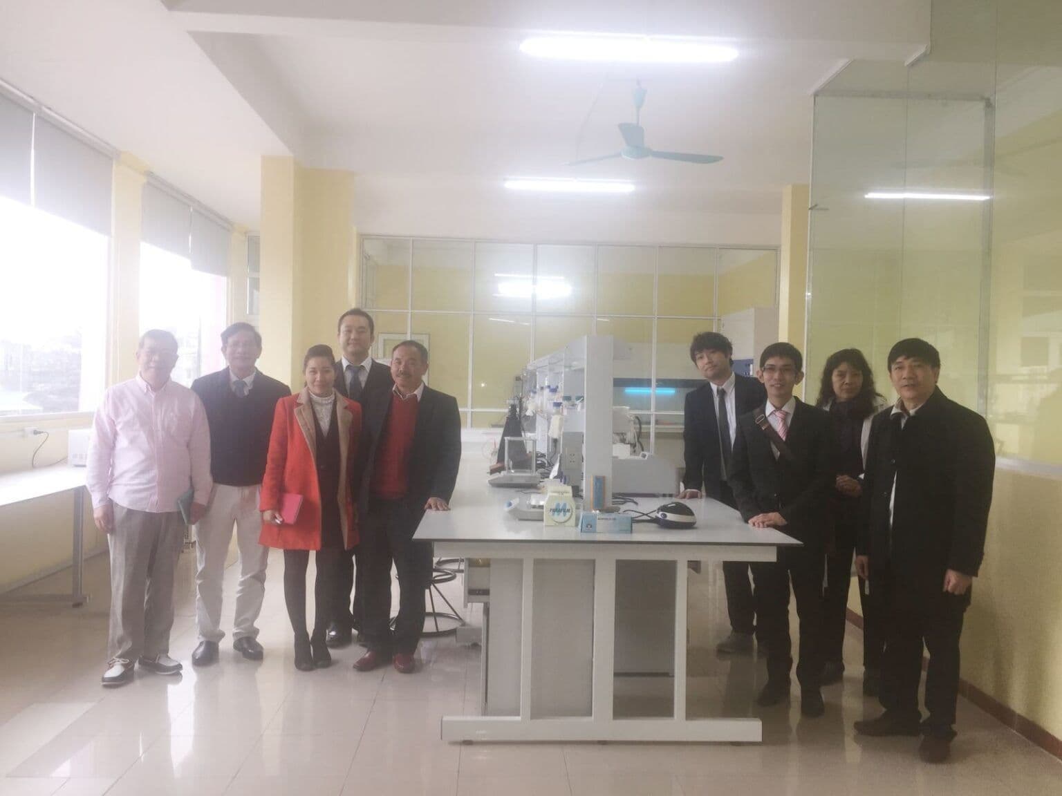 Đoàn Nhật Bản thăm quan trung tâm nghiên cứu của Nam Việt