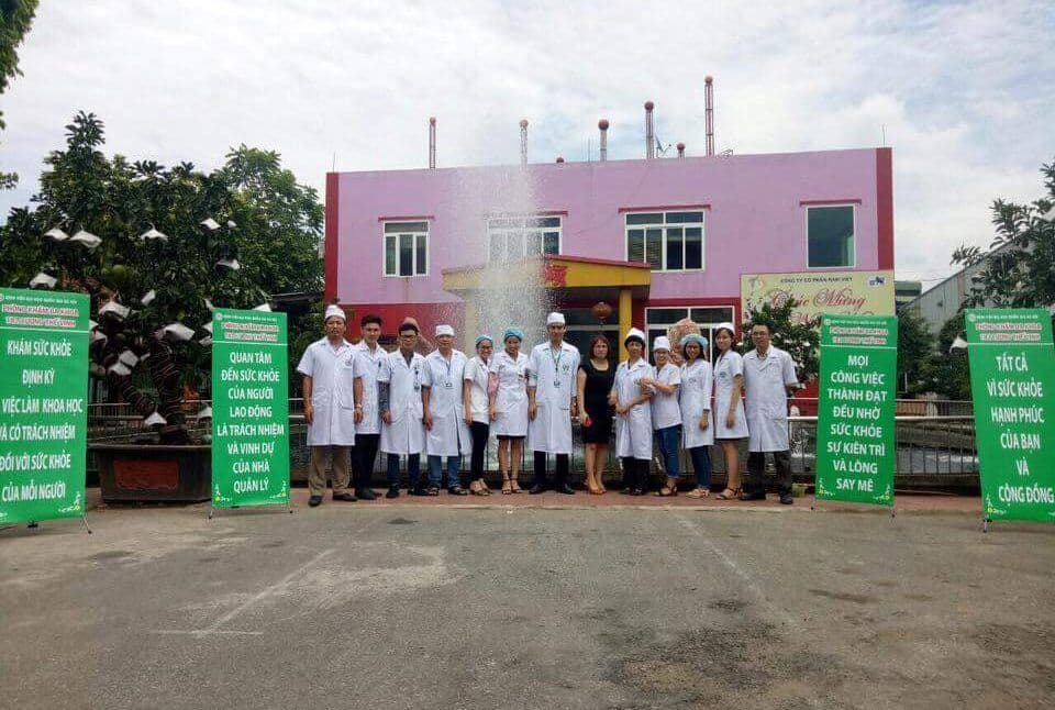 Tập đoàn đầu tư và phát triển Nam Việt tổ chức khám sức khỏe định kỳ cho cán bộ công nhân viên - Nam Viet JSC